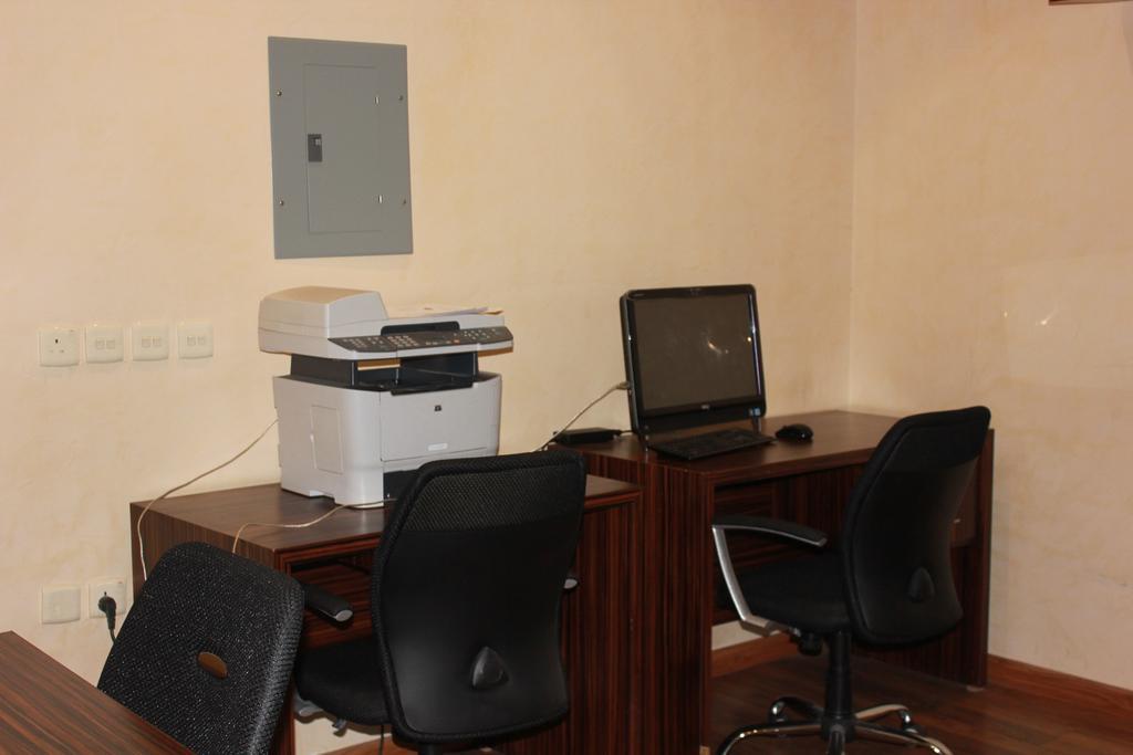 Hotel Nuzol Tala Khafji Esterno foto