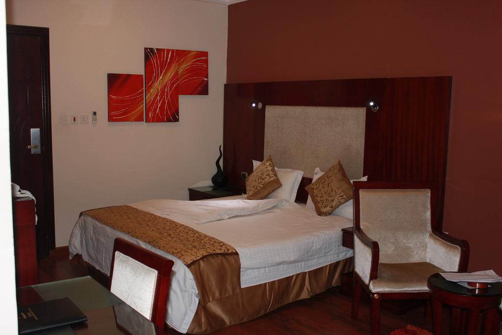 Hotel Nuzol Tala Khafji Esterno foto