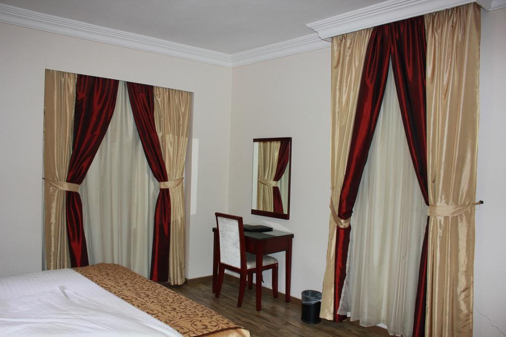 Hotel Nuzol Tala Khafji Esterno foto