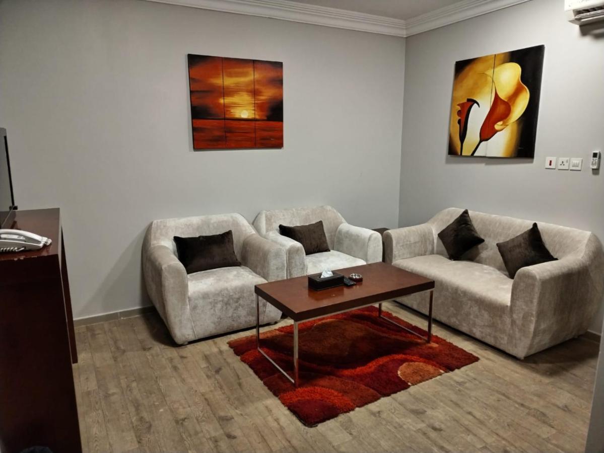 Hotel Nuzol Tala Khafji Esterno foto