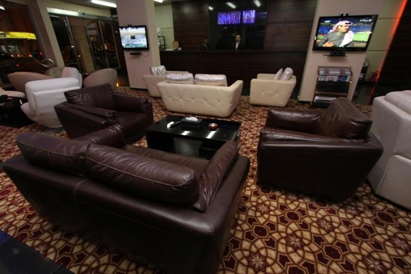 Hotel Nuzol Tala Khafji Esterno foto