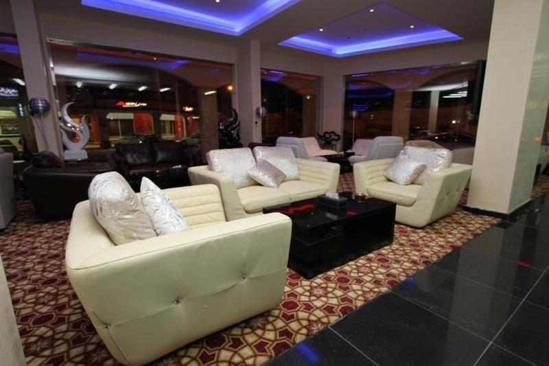 Hotel Nuzol Tala Khafji Esterno foto